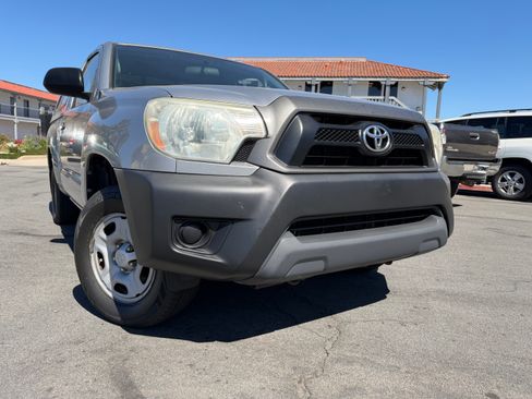 Used 2014 Toyota Tacoma image 12