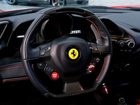 Used 2018 Ferrari 488 GTB image 29