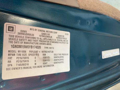 Used 2000 Chevrolet Astro image 6