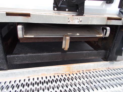 Used 2016 Ford E-350 and Econoline 350 XL image 7