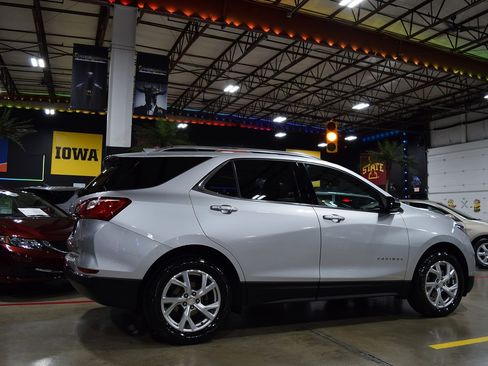 Used 2018 Chevrolet Equinox Premier image 8