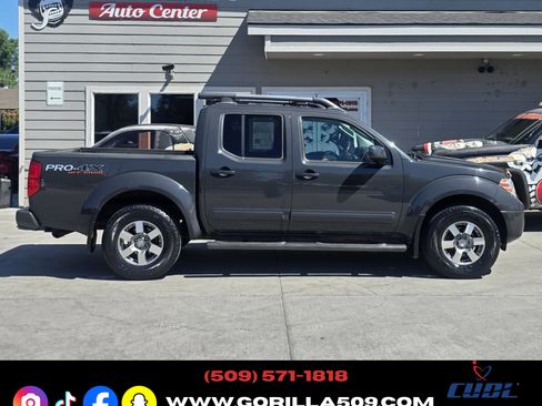 Used 2011 Nissan Frontier 4x4 Crew Cab image 8