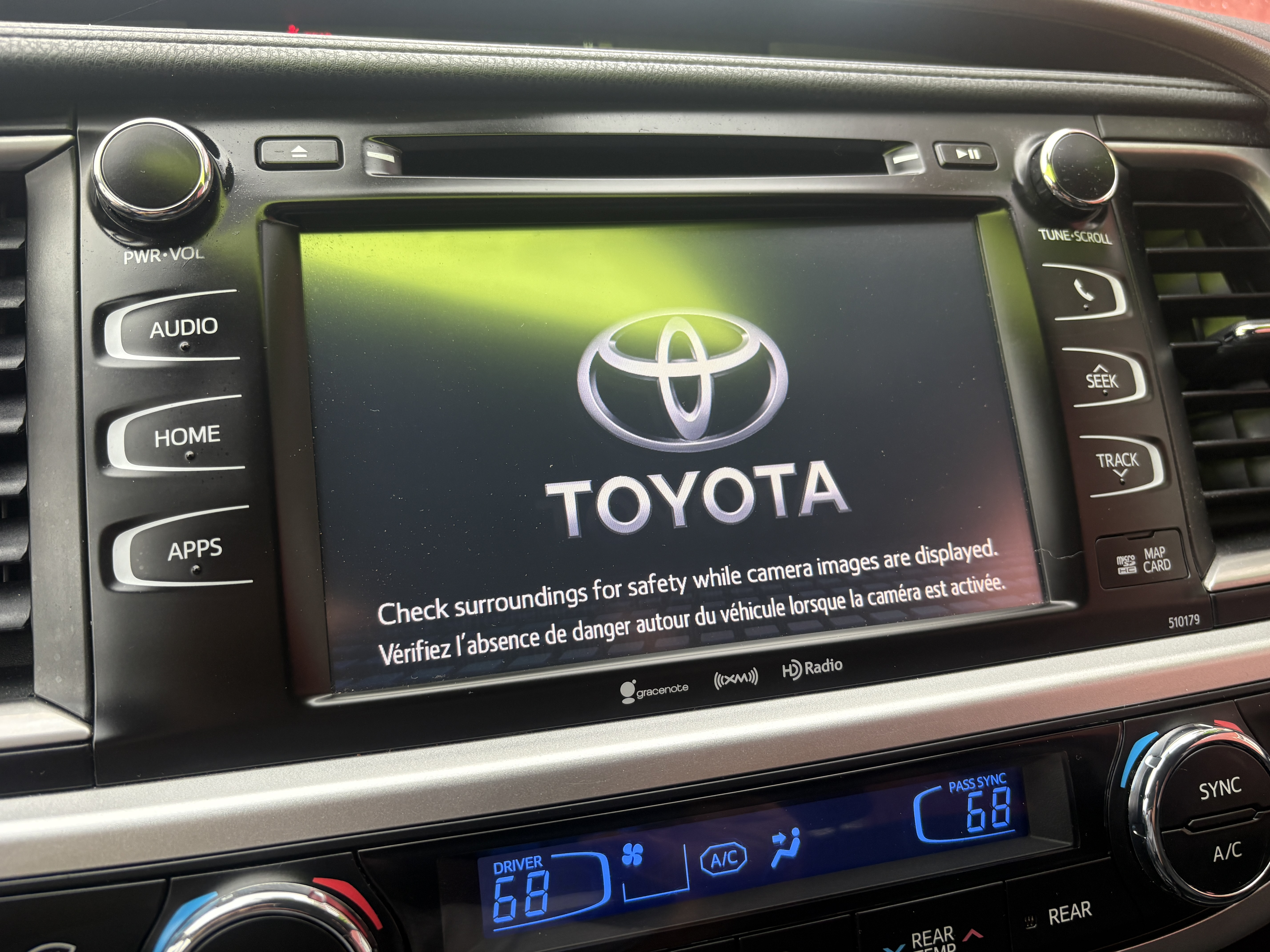 Used 2018 Toyota Highlander AWD V6 image 15