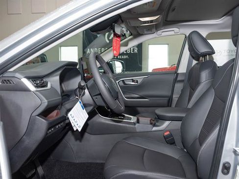 New 2025 Toyota RAV4 Limited image 8