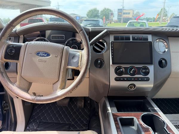 Used 2009 Ford Expedition EL 4WD XLT image 9