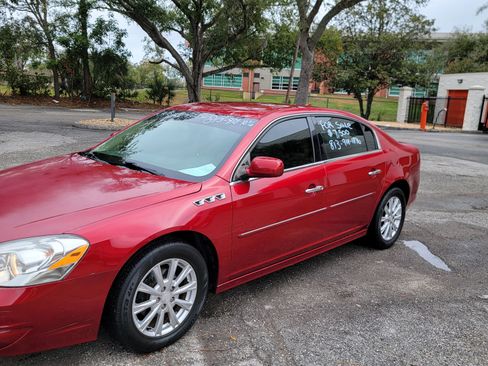 Used 2011 Buick Lucerne CX image 3