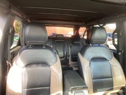 Used 2021 Ford Bronco Wildtrak image 22