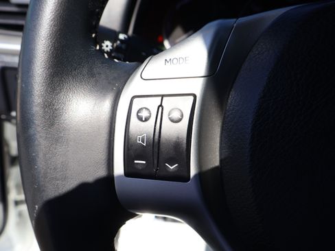 Used 2013 Lexus CT 200h image 23