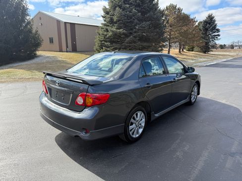 Used 2009 Toyota Corolla S image 3