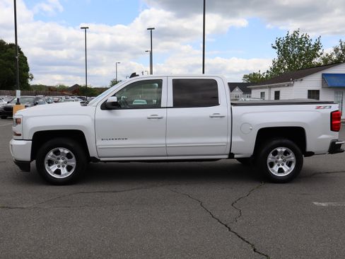 Used 2017 Chevrolet Silverado 1500 4x4 Crew Cab LT w/ Z71 image 5