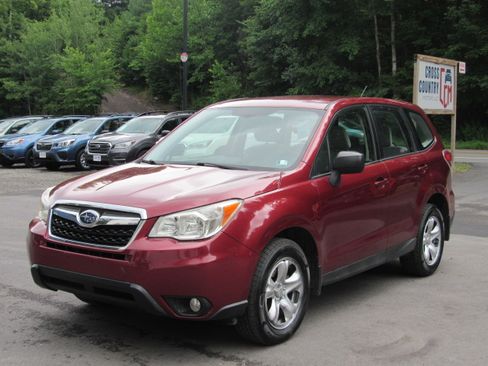 Used 2014 Subaru Forester 2.5i AWD/4WD image 1