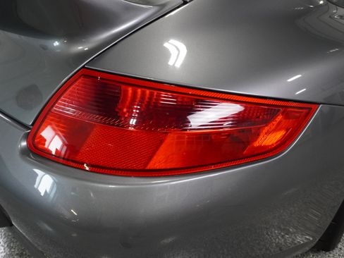Used 2005 Porsche 911 Carrera S RWD image 7
