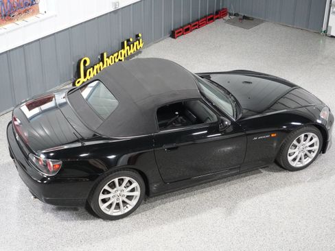 Used 2006 Honda S2000 image 8