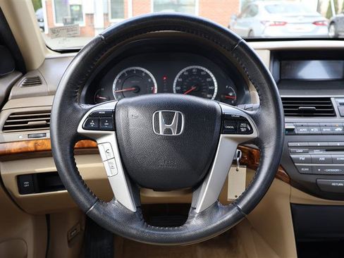 Used 2010 Honda Accord EX-L image 16