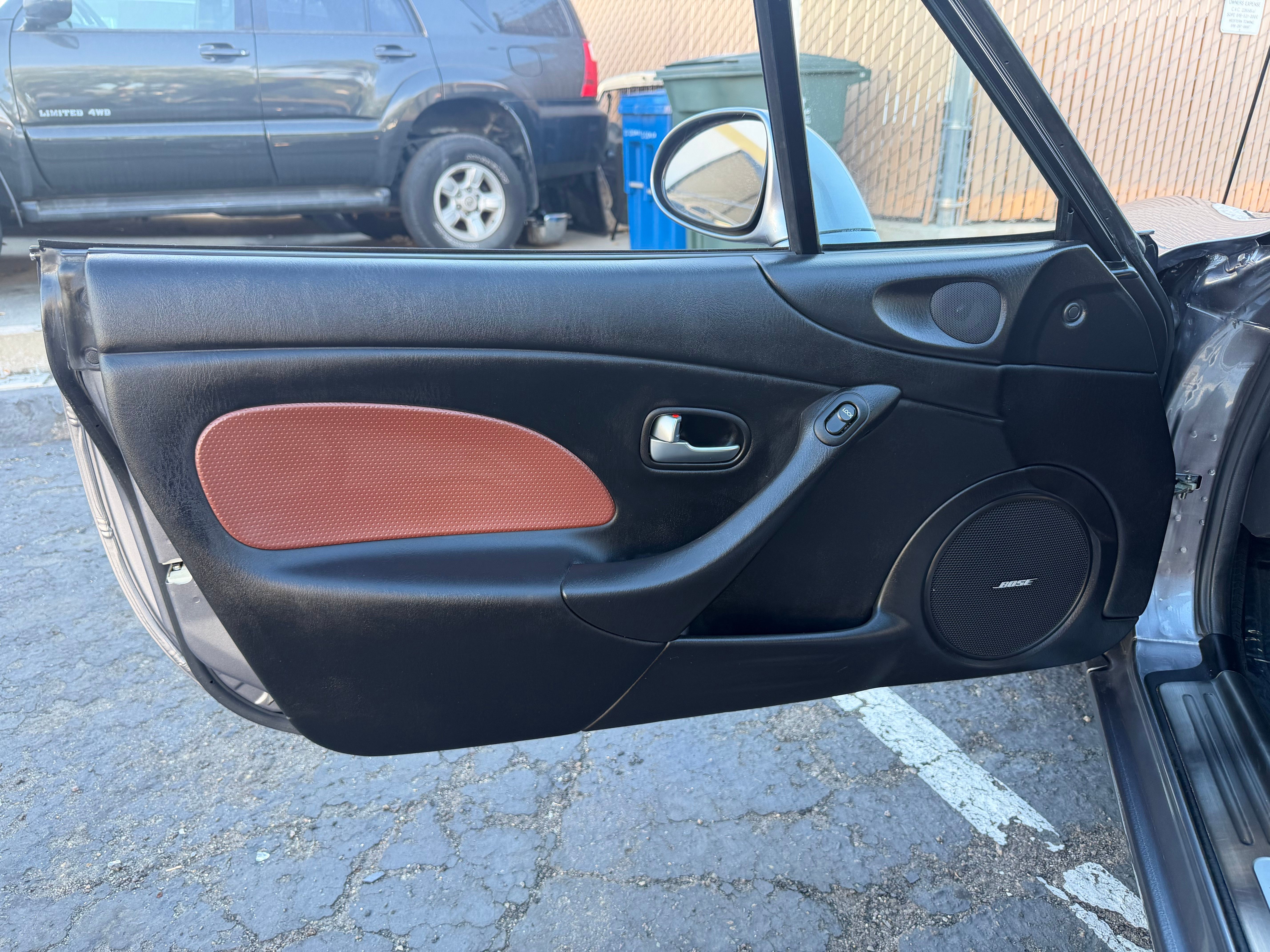 Used 2002 MAZDA MX-5 Miata LS RWD image 36