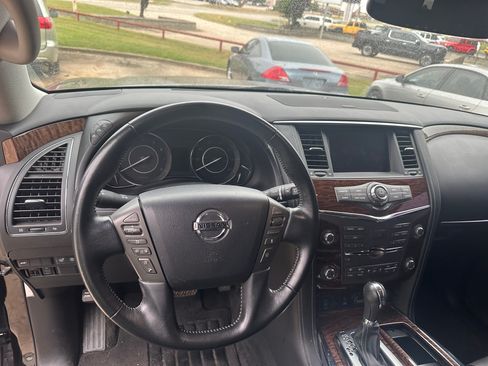 Used 2019 Nissan Armada SL image 7