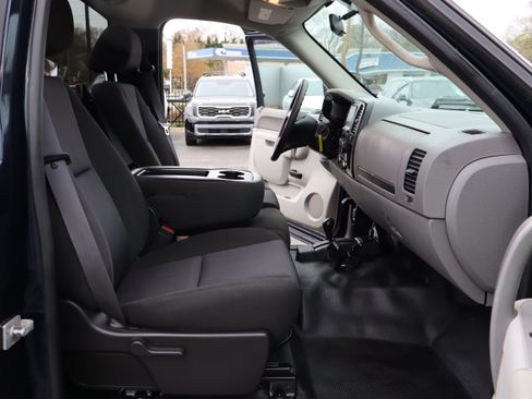 Used 2011 Chevrolet Silverado 1500 Classic W/T image 16