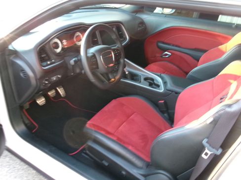 Used 2022 Dodge Challenger R/T Scat Pack image 9