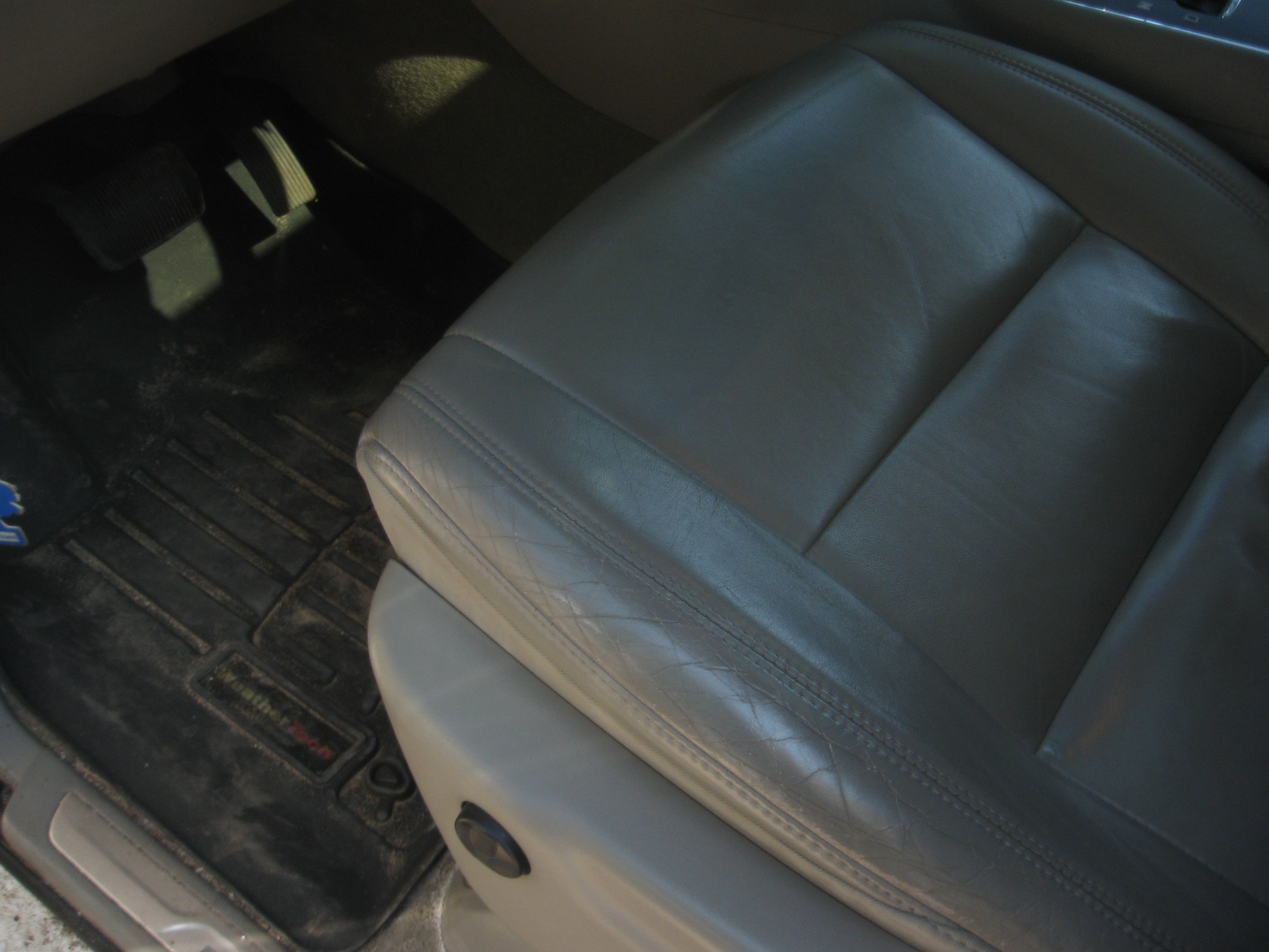 Used 2011 Dodge Durango AWD Crew image 9