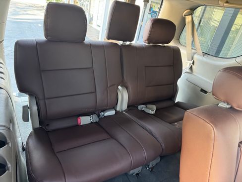 Used 2005 Toyota Sequoia SR5 image 25