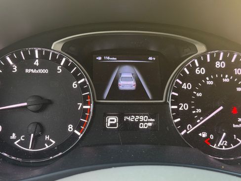 Used 2013 Nissan Altima image 8