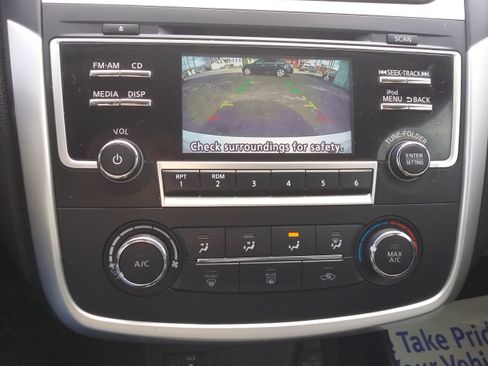 Used 2017 Nissan Altima 2.5 SR image 23