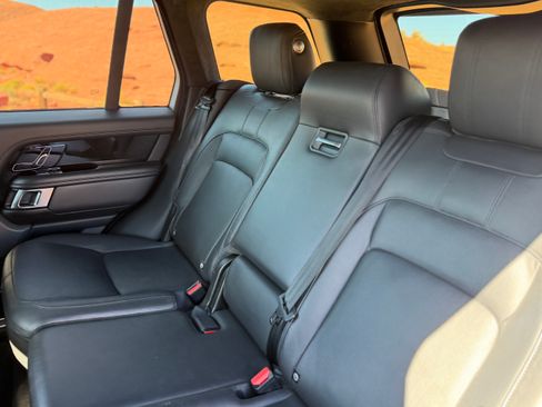 Used 2019 Land Rover Range Rover Supercharged AWD/4WD image 17