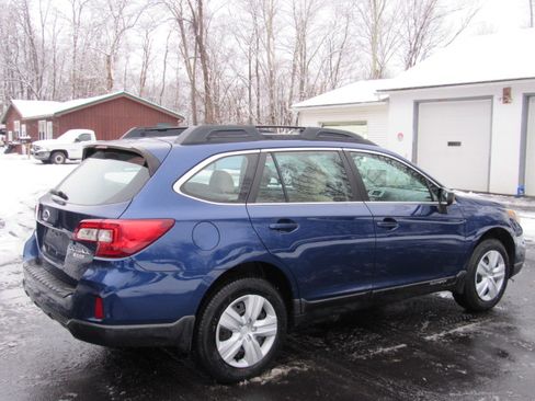 Used 2016 Subaru Outback 2.5i Premium image 13