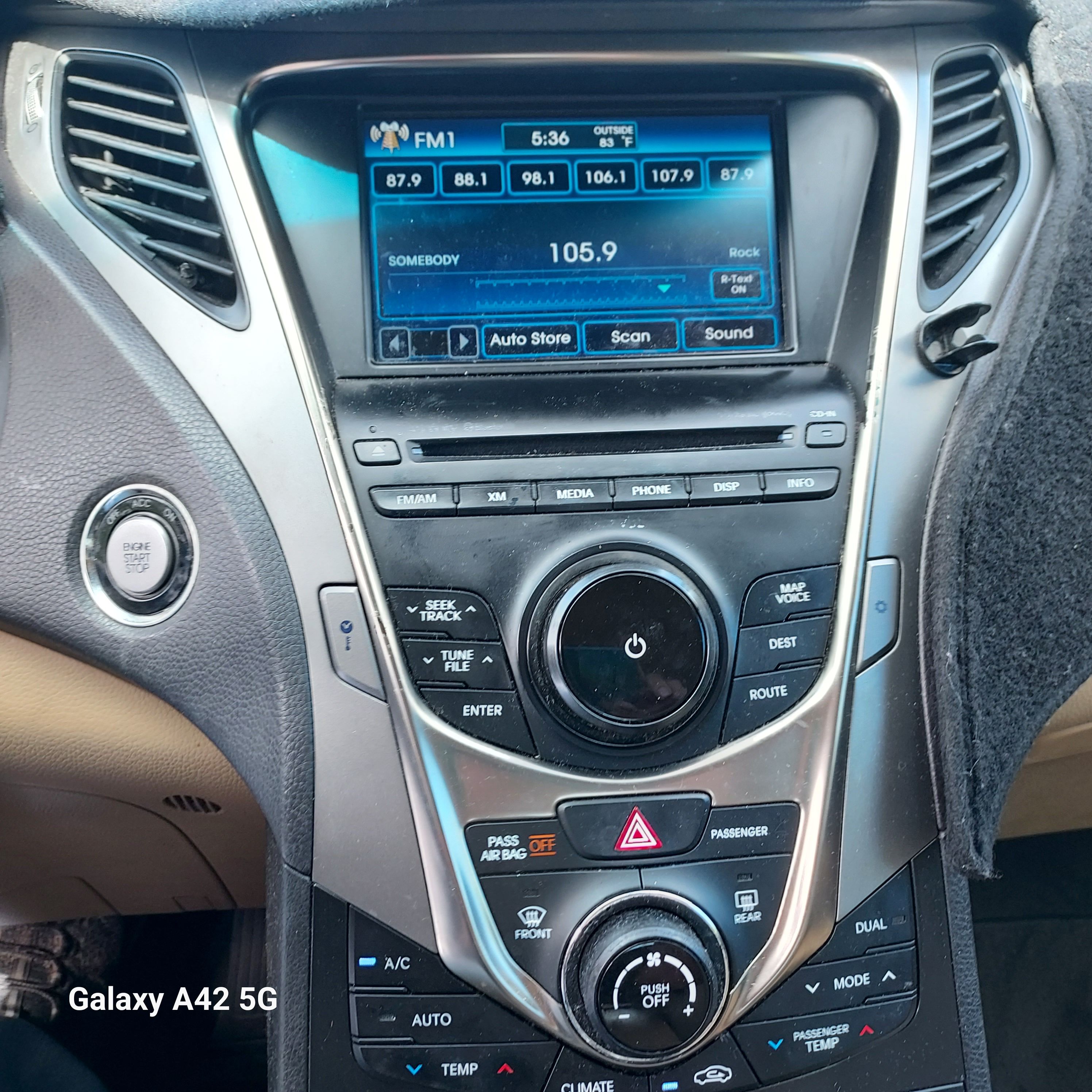 Used 2013 Hyundai Azera UNAVAIL FWD image 11