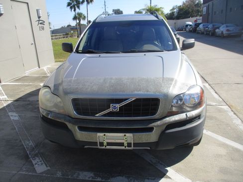 Used 2005 Volvo XC90 2.5T image 3