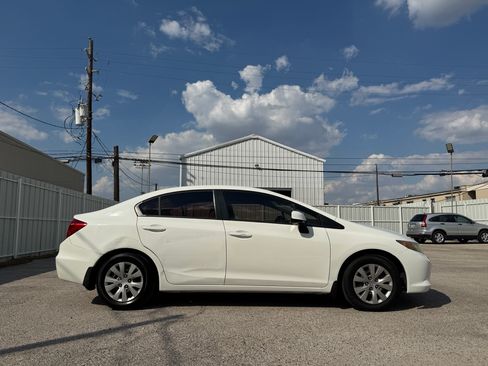Used 2012 Honda Civic LX image 7