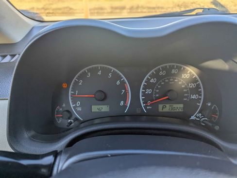 Used 2013 Toyota Corolla image 12