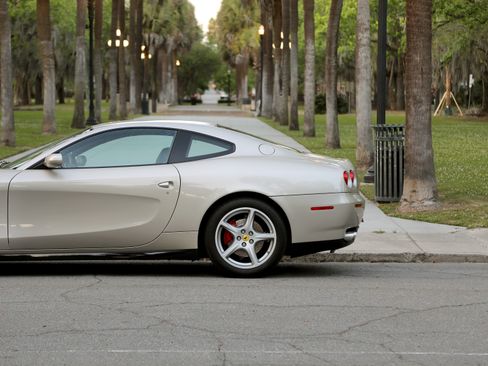 Used 2005 Ferrari 612 Scaglietti RWD image 14