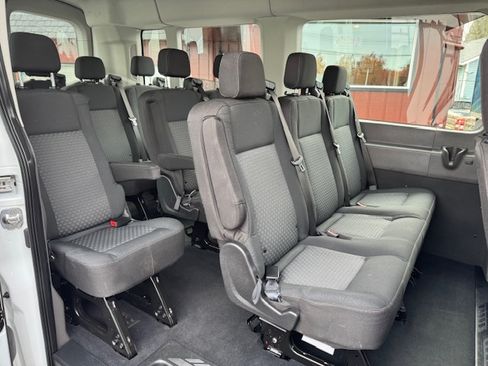 Used 2022 Ford Transit 350 XLT image 19
