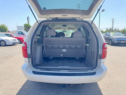 Used 2002 Dodge Grand Caravan Sport FWD image 24