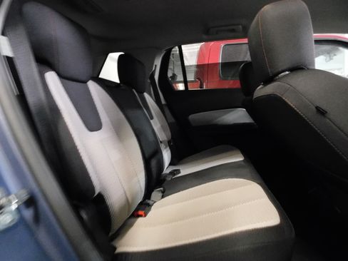 Used 2011 GMC Terrain SLE image 9