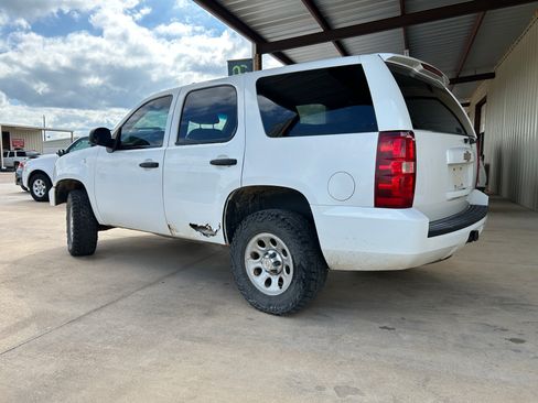 Used 2012 Chevrolet Tahoe 4WD image 3