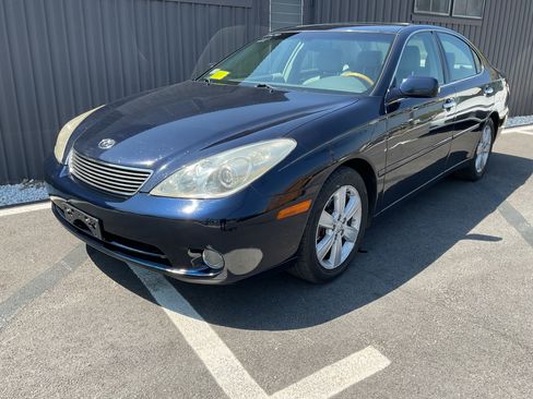 Used 2005 Lexus ES 330 FWD image 1