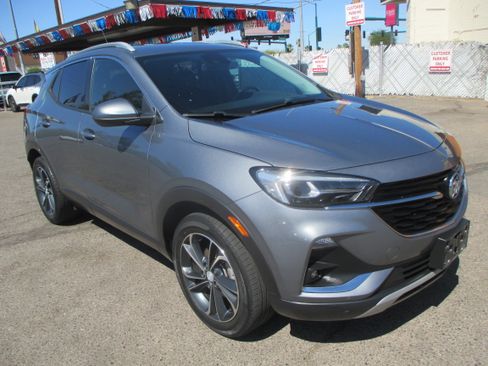 Used 2022 Buick Encore GX Essence FWD image 14