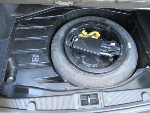 Used 2003 Mercedes-Benz C 230 image 18