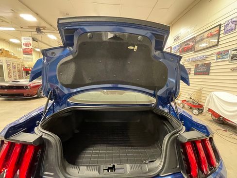 Used 2023 Ford Mustang GT w/ California Special Pkg RWD image 18