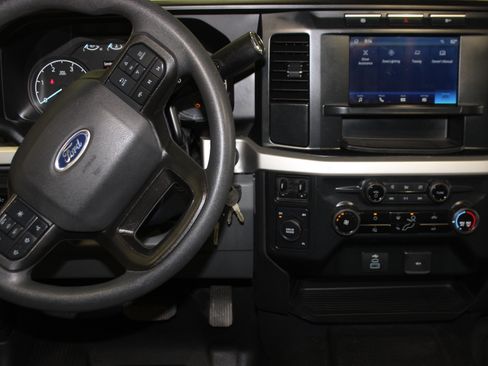 Used 2023 Ford F450 XL image 32