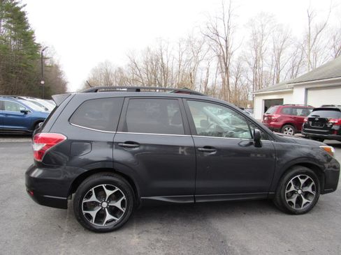 Used 2014 Subaru Forester 2.0XT Premium image 9