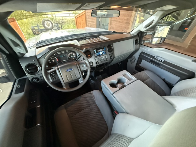 Used 2015 Ford F250 4x4 Crew Cab Super Duty image 16