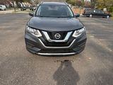 Used 2020 Nissan Rogue SV image 2