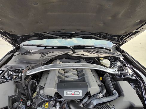 Used 2016 Ford Mustang GT Premium image 20