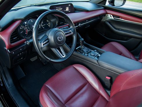 Used 2021 MAZDA MAZDA3 w/ Premium Package image 14