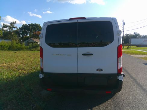 Used 2023 Ford Transit 350 148 Low Roof Wagon RWD image 3