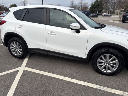 Used 2016 MAZDA CX-5 Touring image 5