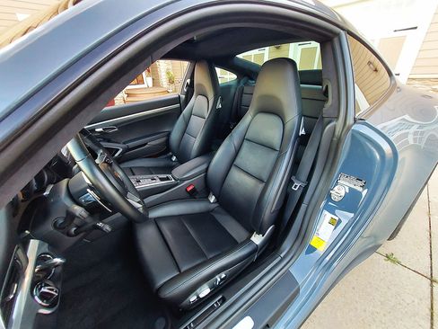 Used 2017 Porsche 911 Carrera 4S image 63